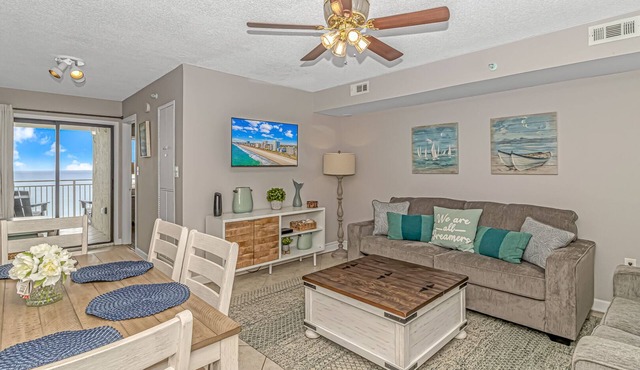 🌊 New Owner Special 🌊 Cozy Oceanfront 💙 2 Bed 2 Bath Condo Suite 💙 4th Floor