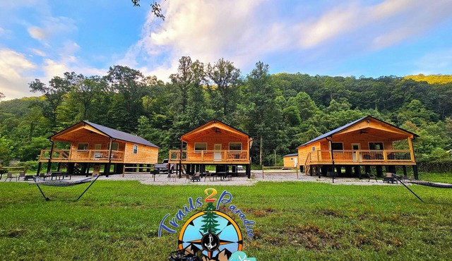 NEW PARADISE RETREAT - Hatfield Mccoy Trails - Rent 1-3 Cabins, Sleep up to 18