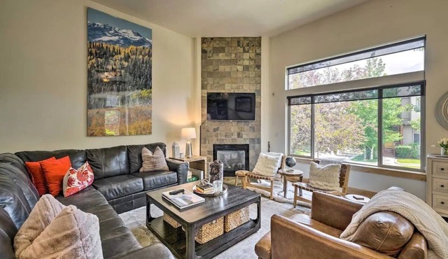 New!-Park CityTownhome, View of Olympic Park Mt.