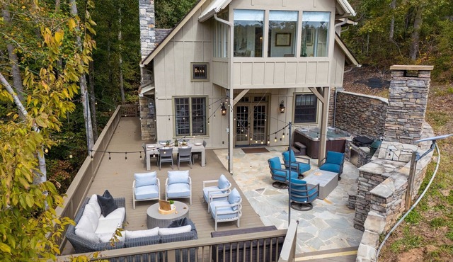 New - Peaceful Lake House, Hot Tub & Private Dock!