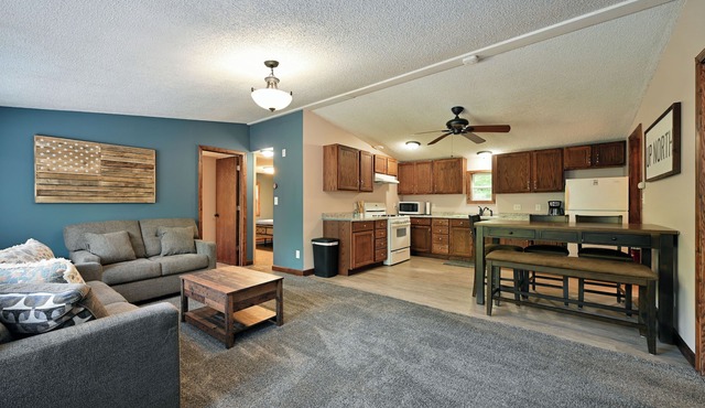 NEW! Perfect for ATV and Snowmobiles, sleeps 6, great outdoor spaces