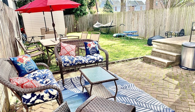 NEW🔥 Philly Family Home w/ Large Backyard 4BR 1BA 6Beds