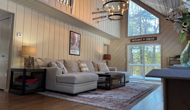 NEW Private Chalet - 4 mins to Mt Snow