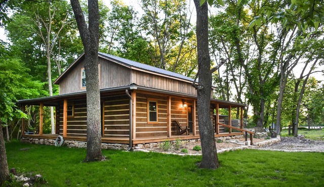 NEW! Private Chase County Cottage on Middle Creek!
