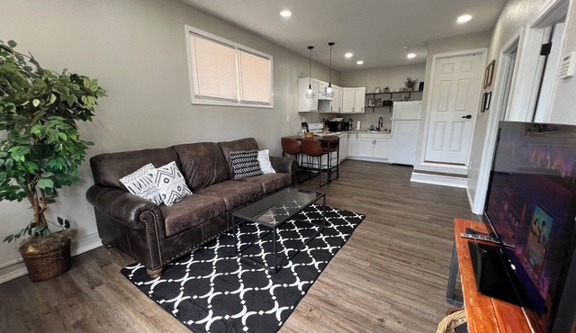 🔥NEW, PRIVATE, MODERN🔥 2/1 Unit *CLOSE to JBLM*