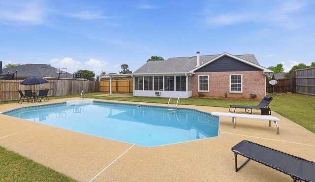 NEW! Private Pool Privacy RTJ Golf 17 Springs