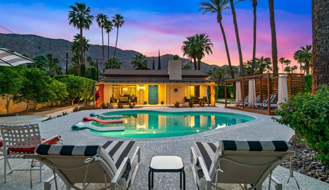 New Private Resort! Steps from downtown! Expresso! Views! Pool! EV Charger!