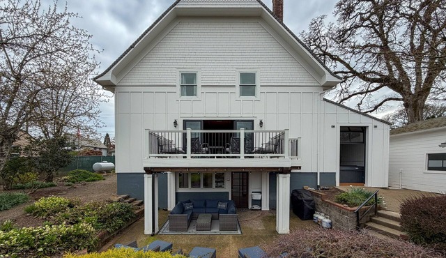New Property! Vintage Terrace