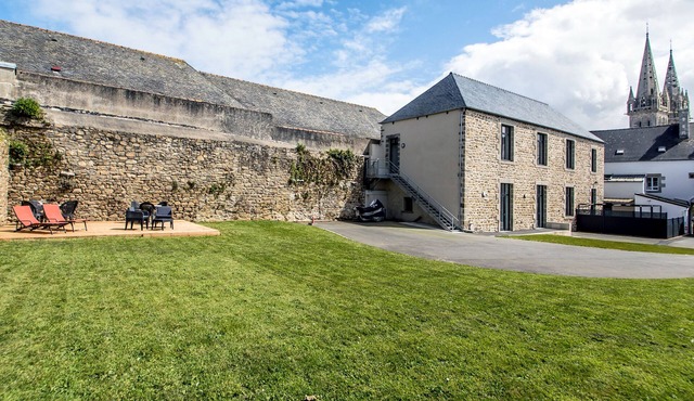 New, quiet, comfortable 3-star Meublé de Tourisme apartment.