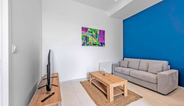 New, quiet, comfortable 3-star Meublé de Tourisme apartment.