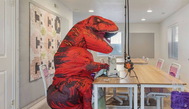 New! Quilters Retreat, Hot Tub, Northern Utah