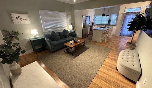 NEW! Recently Renovated 2 Bed 1 Bath Apartment