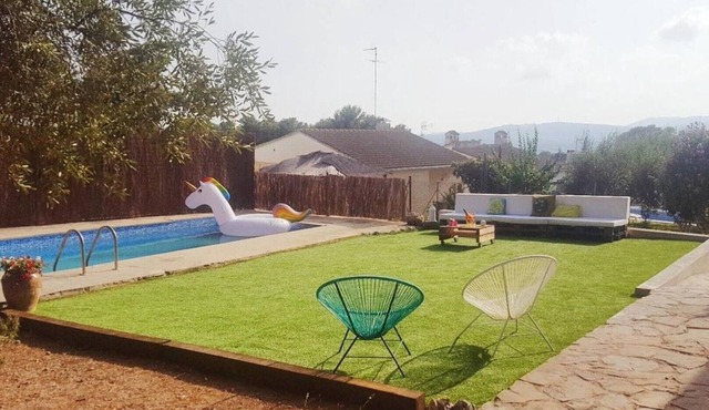 New rehabilitated house with pool, 10 minutes from the beach