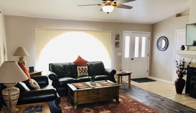 NEW-Relaxing Area Near Food, Fun, Trails, Wineries in Cottonwood, Jerome, Sedona