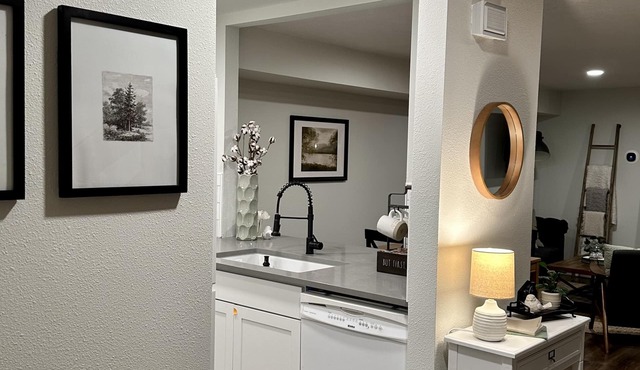 NEW REMODEL in the Heart of Eagle near BOISE