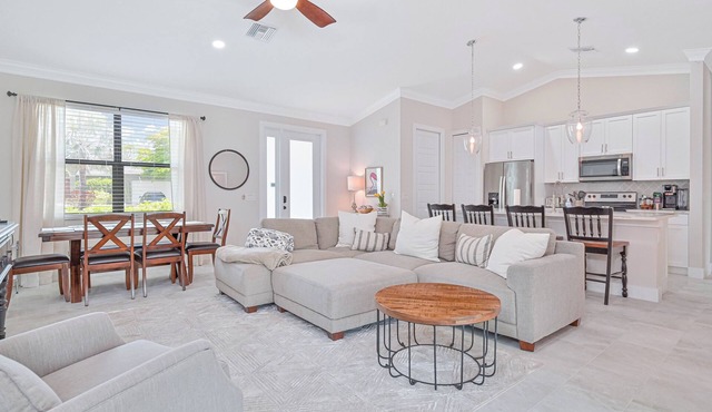 New Remodeled and Quiet 4 bed pool home by Coconut Point - Close to Beaches!