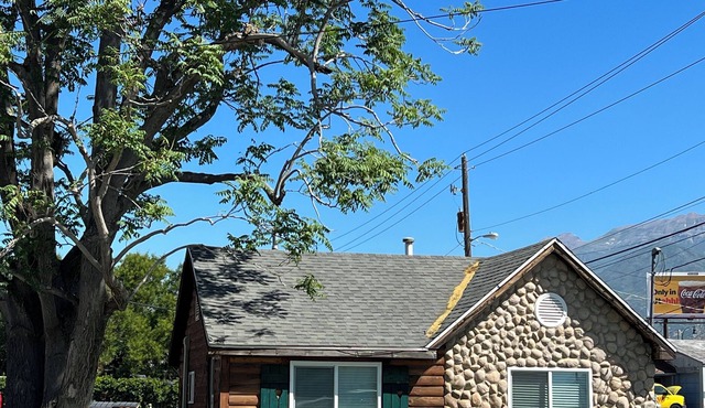 New remodeled Cabin in Orem, close to UVU, BYU, I-15, Sundance, Marriott Center
