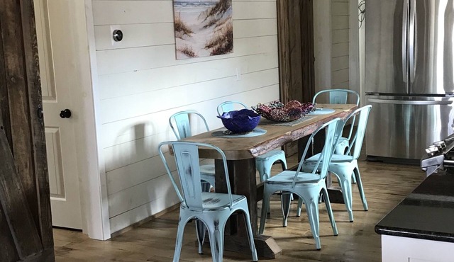 NEW REMODELED BUNGALOW! Beautifully decorated on Lagoon in a great location