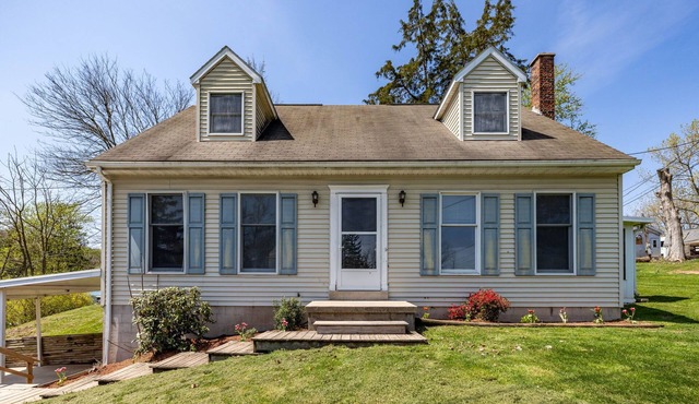 New Renovated House within Campground