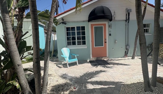 NEW Renovated Oceanview 2BR Cottage #6