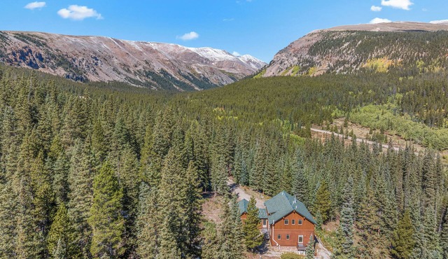New Rental! Pet Friendly 3Bed/2.5Bath -Creekside Solitude