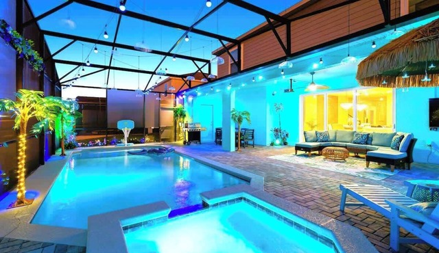 New Resort, Private Pool & Spa, Outdoor Theater, Game Room, Minutes to Disney