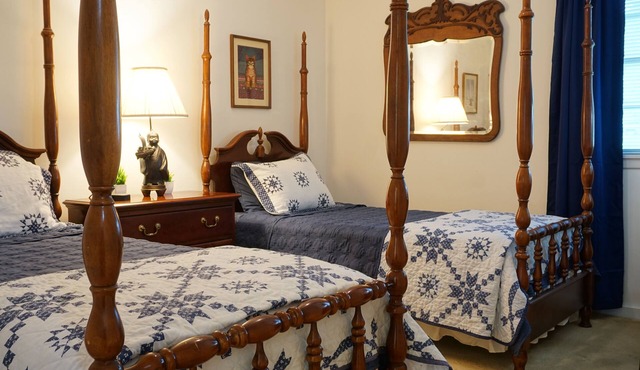 NEW! Retro Retreat - Historic District Downtown Brandon