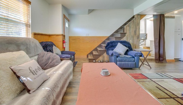 New Richmond Home with Back Patio, Grill and Fire Pit!