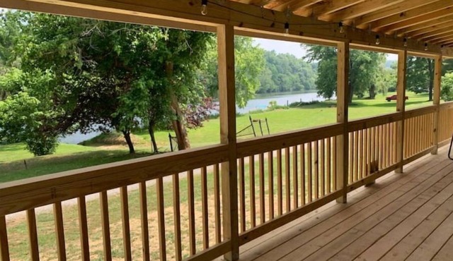 New River Waterside Delight; w optional RV hookup