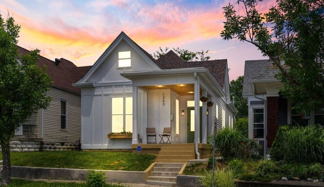 New! Riverside Cottage | Hot Tub | Hammock