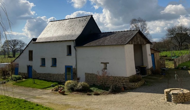 New rural loft. Jaccuzzi. ProcheMt st Michel. Linen provided from 6 nights.