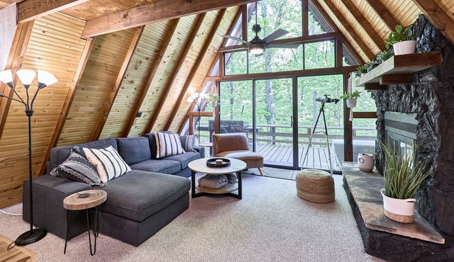 NEW! Scandinavian Inspired 2BD/2BA w/ Loft, Firepit, 2min to Aspen Lake w/Kayaks