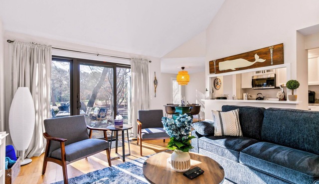 New Seabury Cape Condo + Pool & Beach Escape