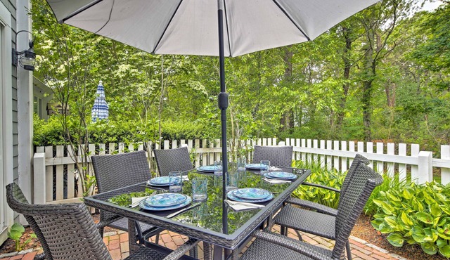 New Seabury Getaway w/Private Beach Access!
