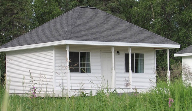 NEW Self contained- Beautiful Mt. View- Bungalow