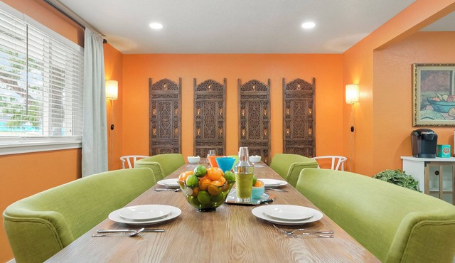 New + Spacious 5-bedroom house with hot-tub, games, and much more!