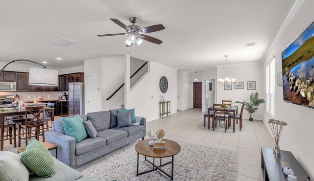 New - Spacious - Family Friendly - 5 bd/3ba - 2600 sq Feet - Pool Table
