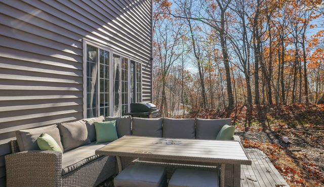 New Spacious Fun & Private Home Away From Home