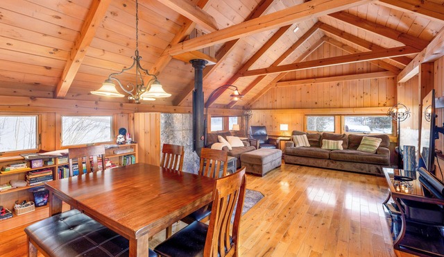 New Spacious Stowe Home, Central A/C Stowe Mt Views. Sauna, Ask about dog policy
