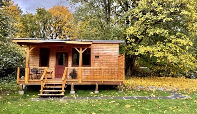 New, spacious tiny house close to Mt. Baker and Bellingham