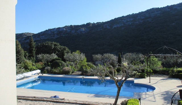 New studio in beautiful property with swimming pool and views of the Ardèche gorges