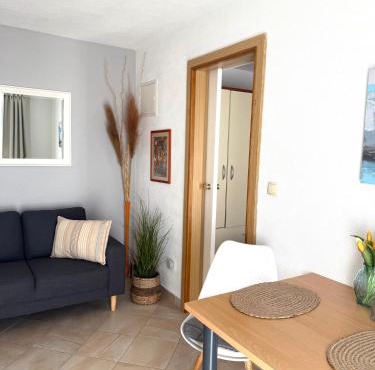 New studio apartment with sea view