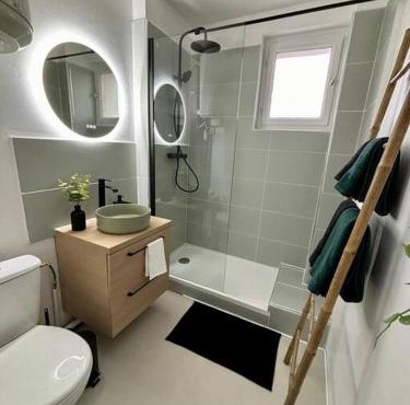 New Studio Cosy - Proche RER et centre ville