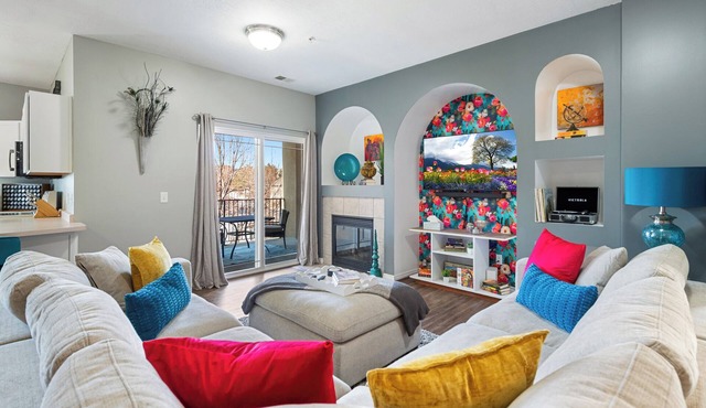 NEW! Stylish, Bright, Open, Mountain Views, King Beds, Fireplace, Two Balconies!