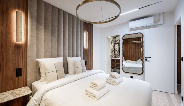 New suite 6 people- Saint Germain Notre-Dame-AC