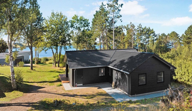 New summer house from 2021 with sea view