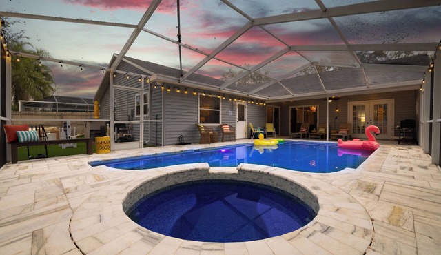 NEW~Sunset Cove Retreat~Heated Pool~Spa~Pool Table
