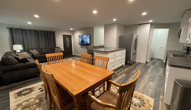 NEW, Super Comfortable Ranch!