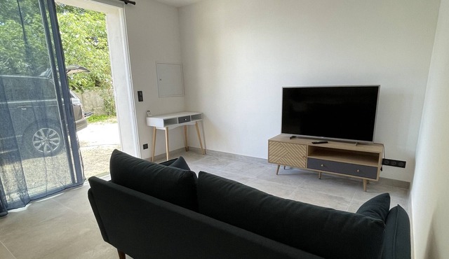 New T2 apartment in private property