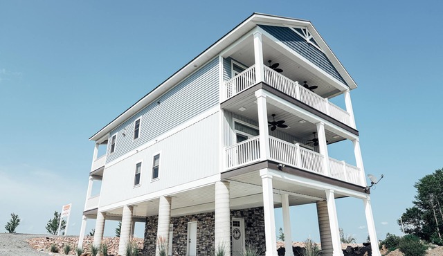 NEW-The Aruba House at Indian Lake